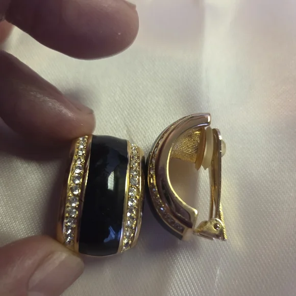 Authentic Christian DIOR Gold and Black Clip On  Earrings, crystals - Picture 5 of 5